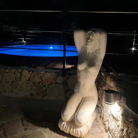 Busbnb Paradise Κάμπινγκ Solarino