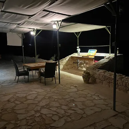 Κάμπινγκ Busbnb Paradise Solarino