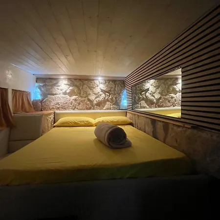 Busbnb Paradise *