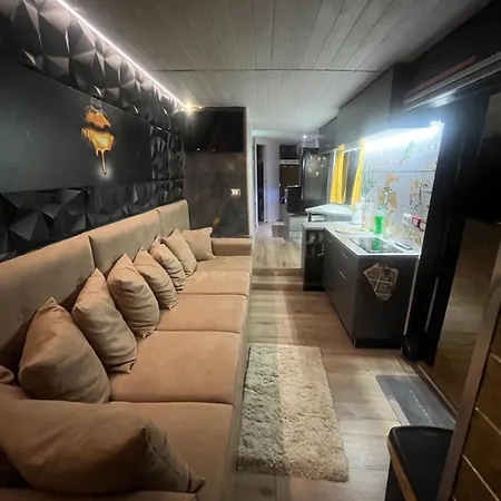 Busbnb Paradise