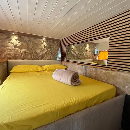 Busbnb Paradise *